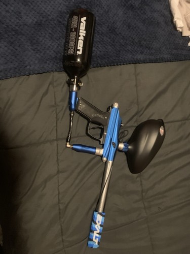 Paintball gun - paintball,