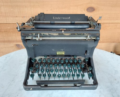 Vintage 1946 underwood - vintage,