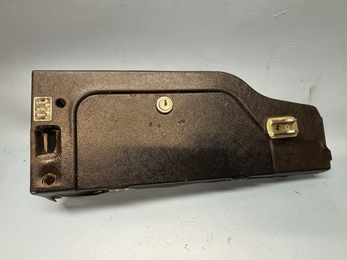 Jaguar xke type dash - e-type, glove