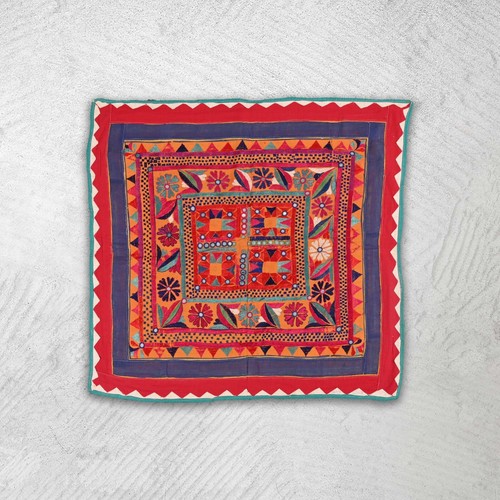 Cotton floral wall hanging - wall,