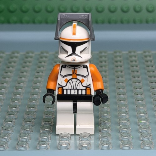 Torso cracks lego star - torso,