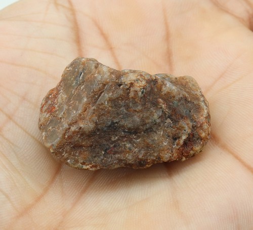 Natural burmese red ruby earth - burmese,