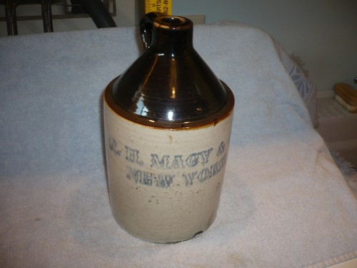 Gallon antique stoneware - 1/2,