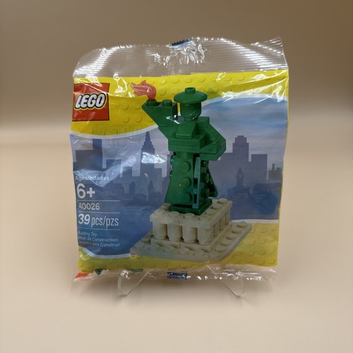 Lego creator statue - creator:, of