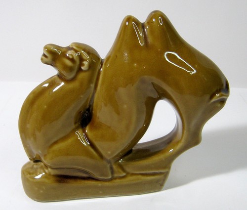 Vintage mcm ceramic - ceramic, camel