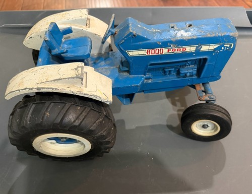 Ford 8000 diecast - 8000, tractor