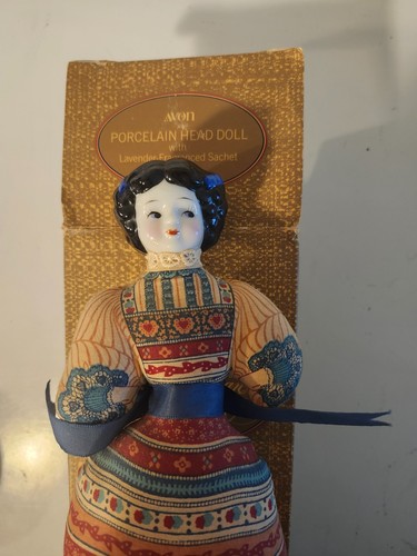 Vintage 1981 doll avon - vintage,