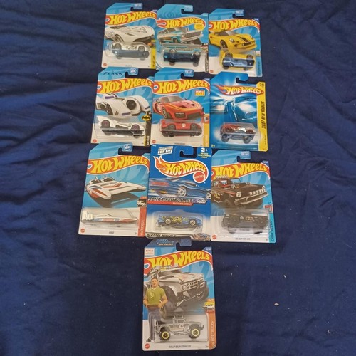 Hot wheels diecast set - wheels,