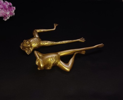 Lazy frog paperweight set - lazy,