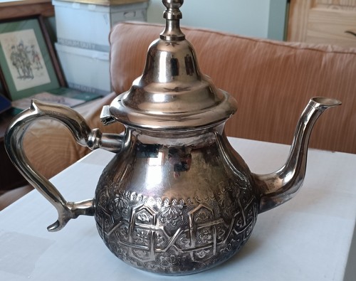 Vintage moroccan teapot - moroccan,