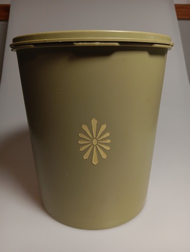 Vintage tupperware servalier - vintage,