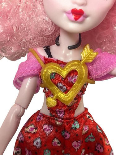 Monster high doll a - monster,