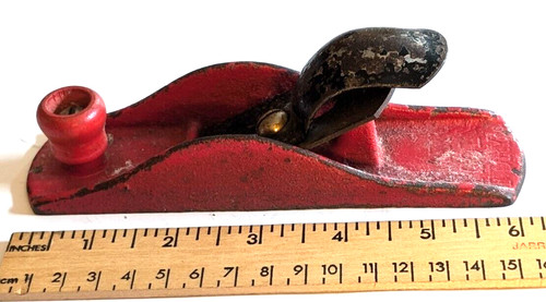 Old small red wood - old,