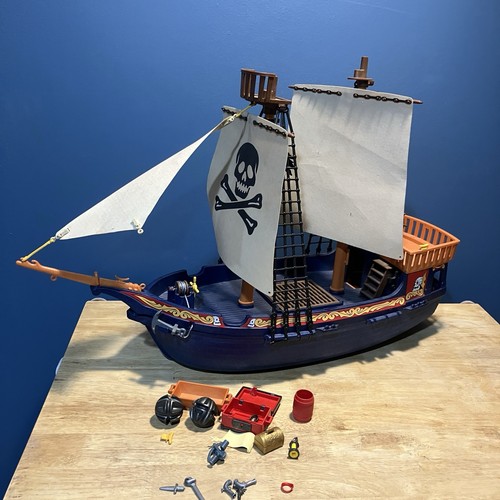 Playmobil pirate ship - playmobil, lot