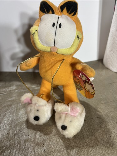 Garfield paws easter bunny - garfield,