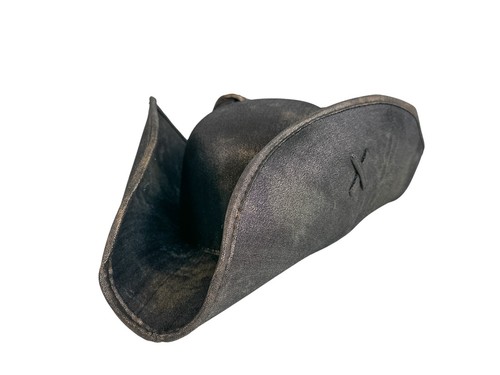 Black copper pirate tricorne - copper,