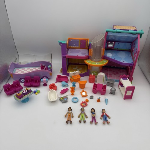 Polly pocket hanging out house - hanging,