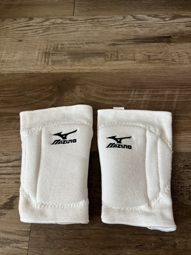 Mizuno white knee - mizuno, pads