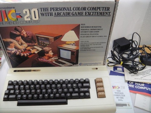 1982 commodore vic computer - 20,