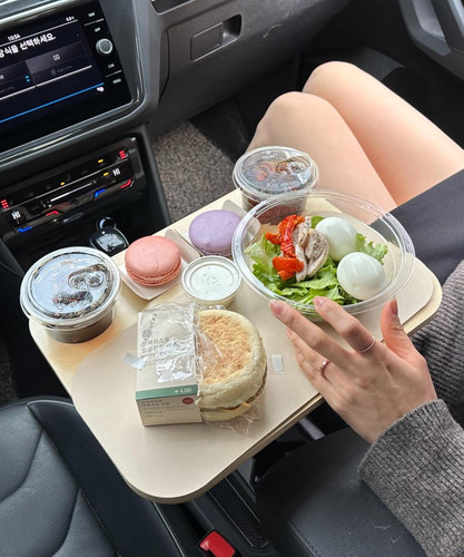 Drive thru tray car - drive-thru, tray:
