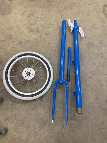 Foot giraffe unicycle - giraffe,