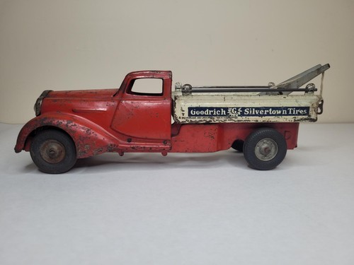 Vintage 1930s metalcraft - vintage,