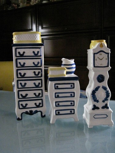 Piece blue white - blue,, white,