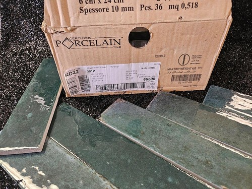 Case certified porcelain - case, 36