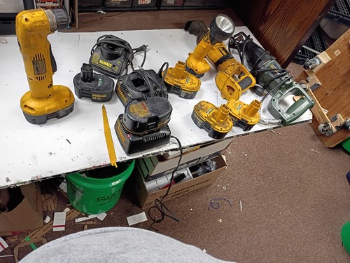 Huge lot dewalt battery - huge, tools