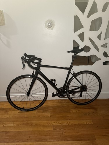 Giant contend 2022 used - 3, in