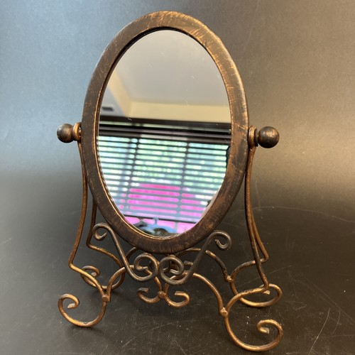 Vtg vanity dresser - dresser, mirror