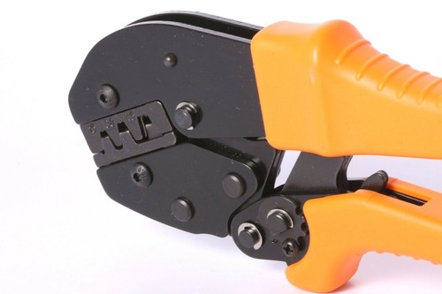 Ratcheting crimper for - ratcheting,