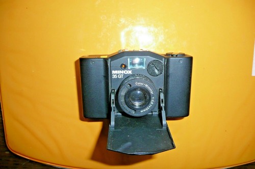 Lot 2 minox - 4, -------