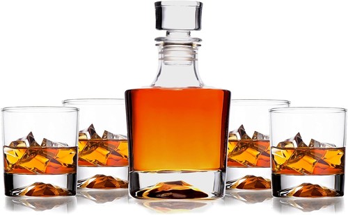 Decanter set 4 - w/, glasses