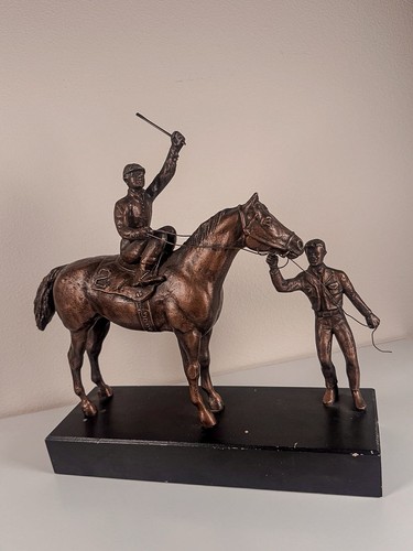 Vintage bronze tone horse - vintage,