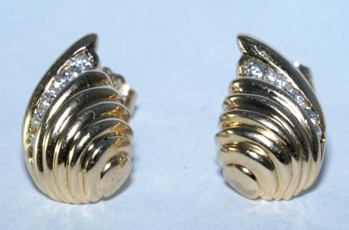 14k yellow gold - 1/4ctw, natural