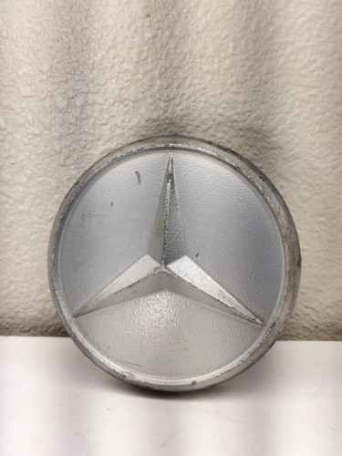 Mercedes benz bundt - mercedes,