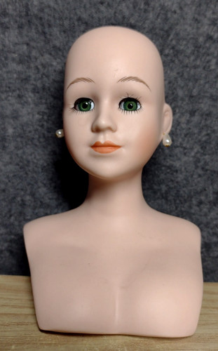 Vtg porcelain head chest - vtg, &
