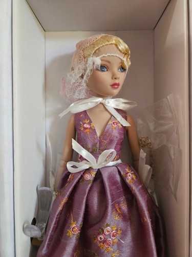 Tonner 2021 virtual doll - 2021,