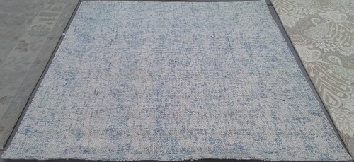 Lit blue ivory - /, 7'-0"