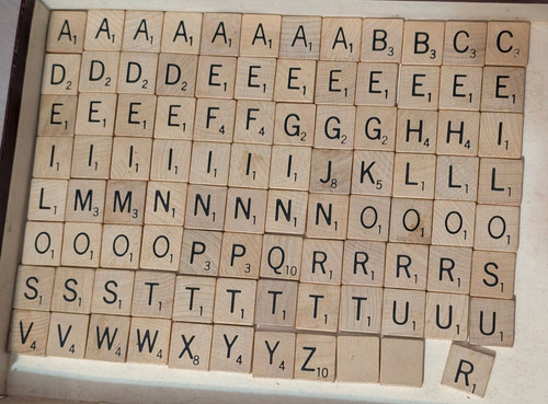 Wooden scrabble letter - 95,