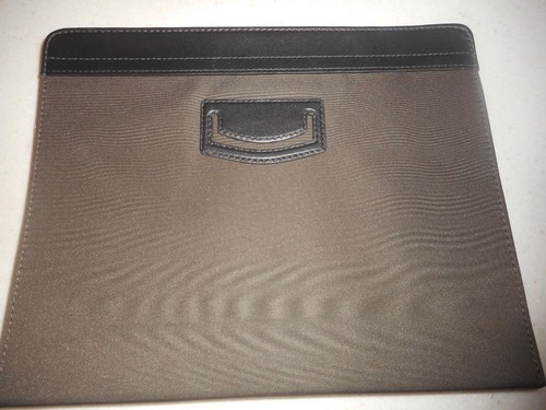 Nwt discontinued f77228 coach - nwt,
