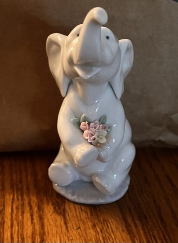 Lladro porcelain baby elephant - lladro,
