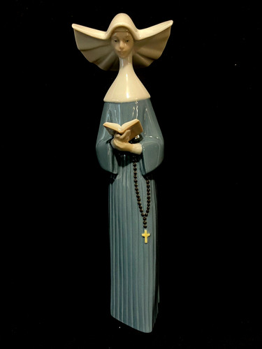 Lladro powerful moment nun - powerful,