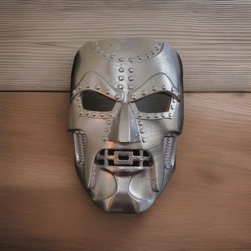Doom mask - dr,