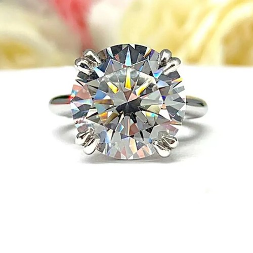 Treated round cut - 6.65, ct