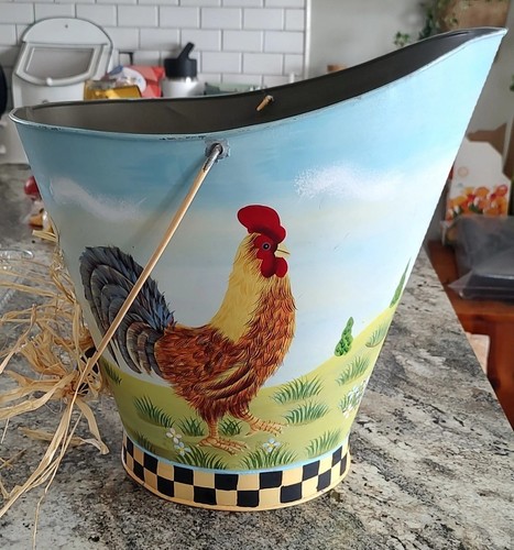 Hand painted chicken - chicken, hod