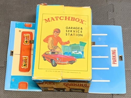 Matchbox sears garage - matchbox,