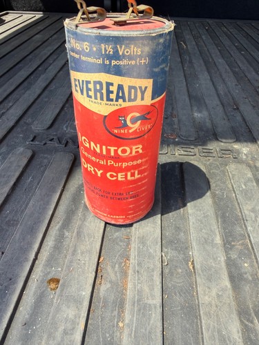 Eveready dry cell telephone - cell,