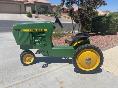John deere 1960s - pedal, tractor